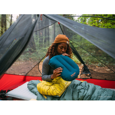 AIR HEAD LITE PILLOW Regular Deep Pacifik nafukovací polštářek šedý