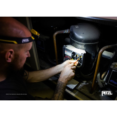 ARIA 2 svítilna černožlutá