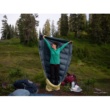 CORUS 20F/-6C Regular Spring péřová přikrývka žlutá