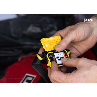 ARIA 2 svítilna černožlutá