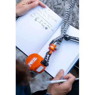 SCORPIO EASHOOK SW feratový tlumič s karabinou Eashook a Swivelem