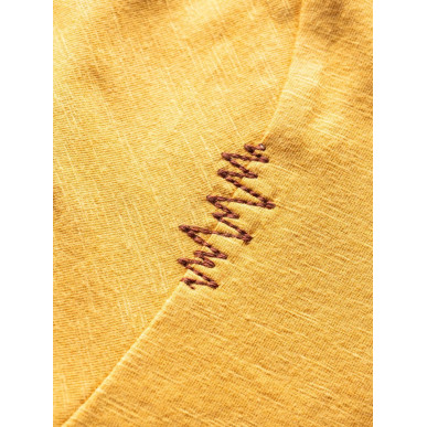 OUT IN NATURE-OCHRE-L pánské tričko okrové