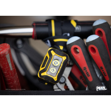 ARIA 1R svítilna černožlutá